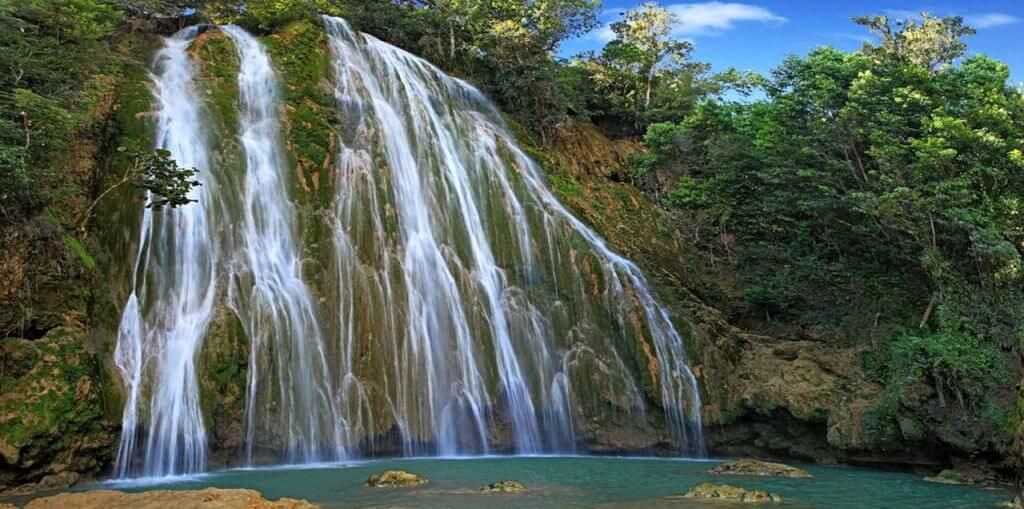 limon waterfall in samana